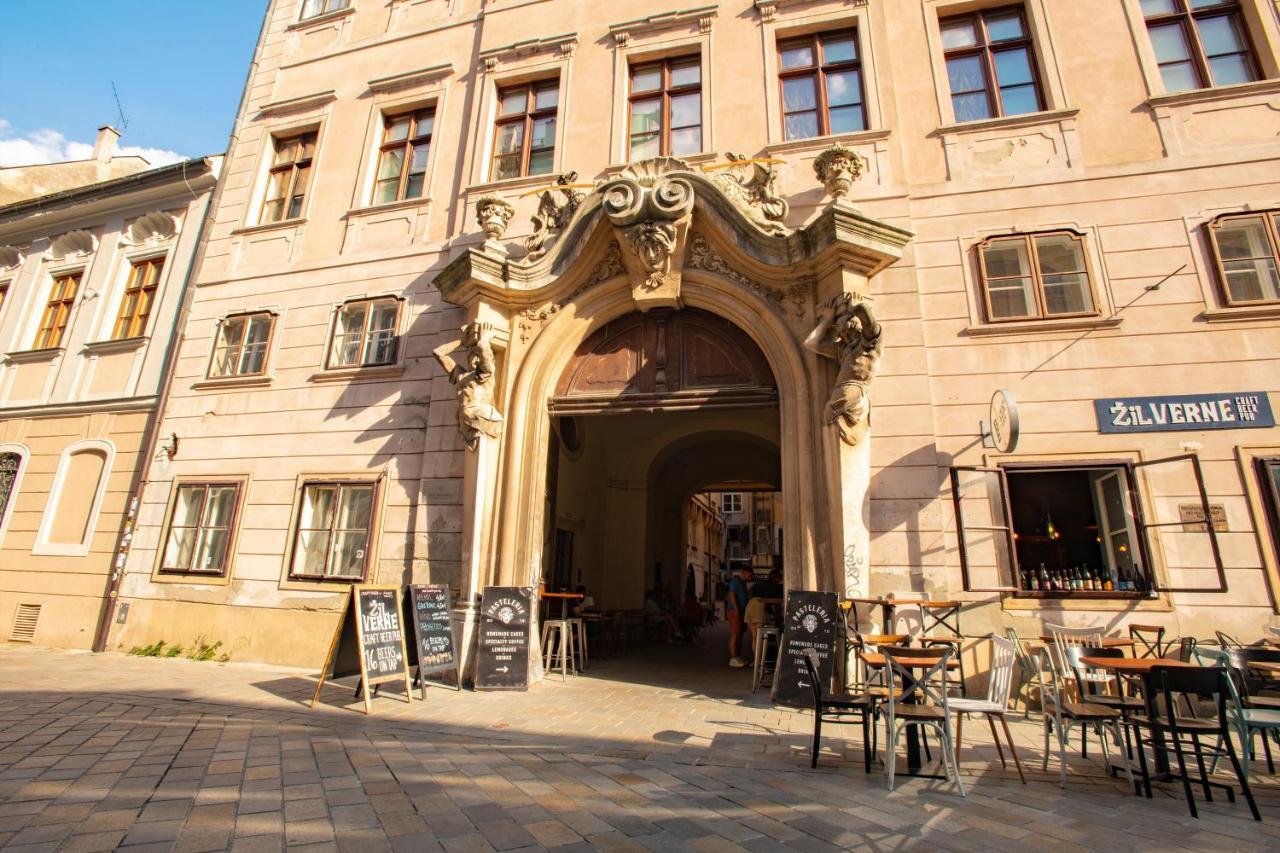 Highnest Apartments Bratislava Exterior foto